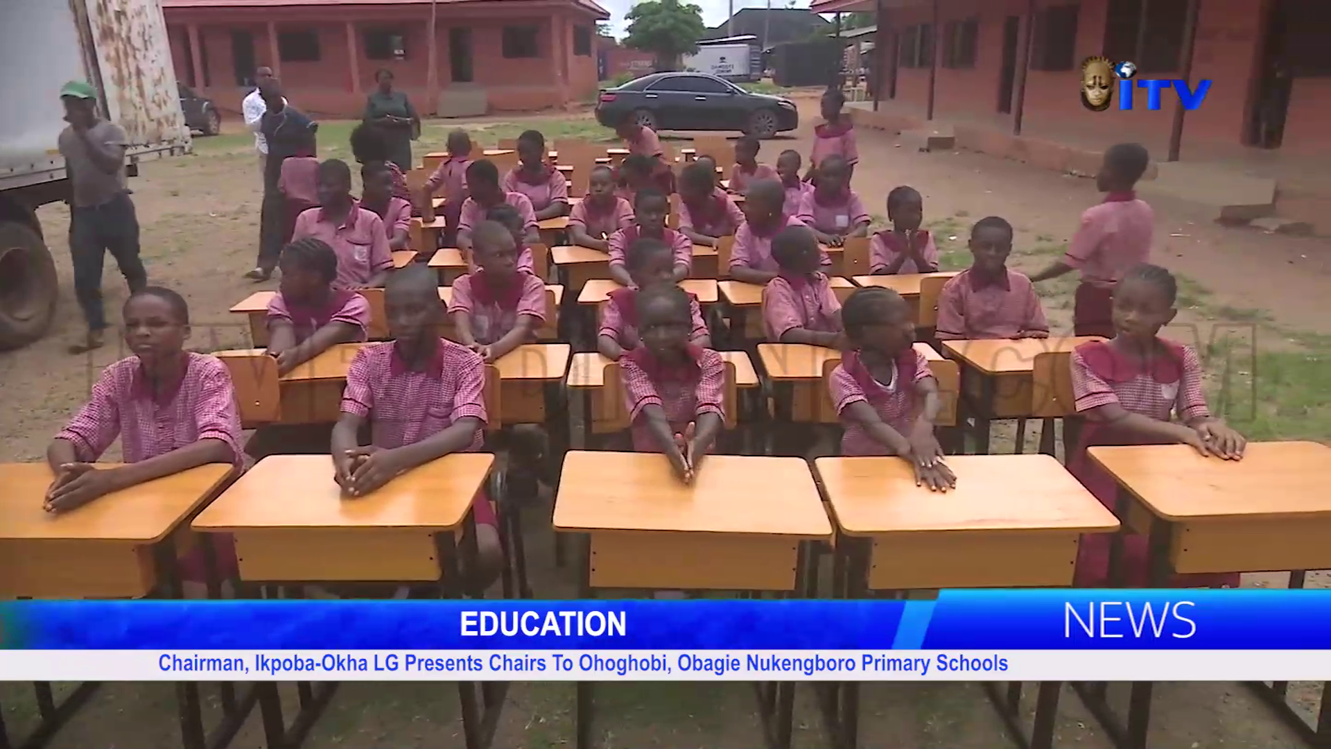 Chairman, Ikpoba-Okha LG Presents Chairs To Ohoghobi, Obagie Nukengboro Primary Schools