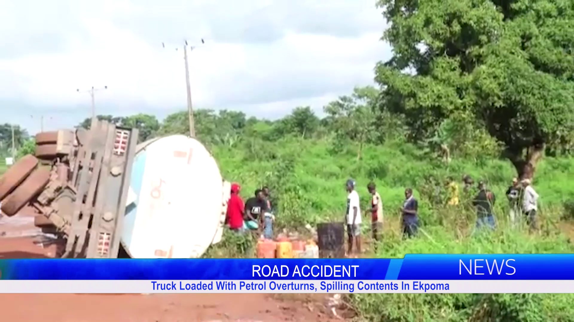 Truck Loaded With Petrol Overturns, Spilling Contents In Ekpoma