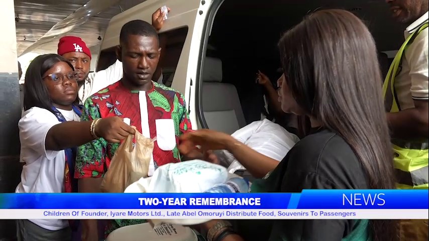 Children Of Founder, Iyare Motors Ltd., Late Abel Omoruyi Distribute Food, Souvenirs To Passengers