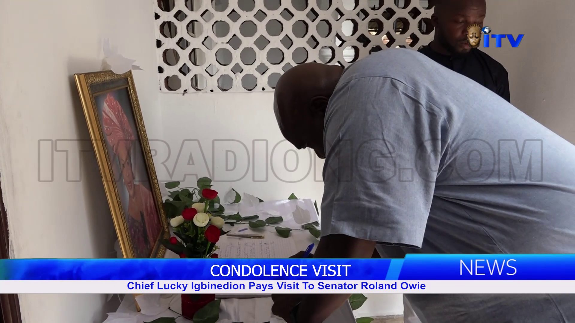 CONDOLENCE VISIT: Chief Lucky Igbinedion Pays Visit To Senator Roland Owie