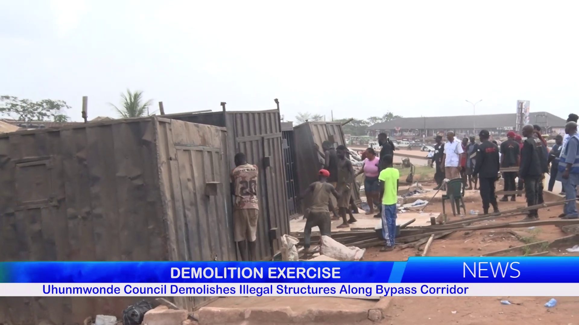 Uhunmwonde Council Demolishes Illegal Structures Along Bypass Corridor