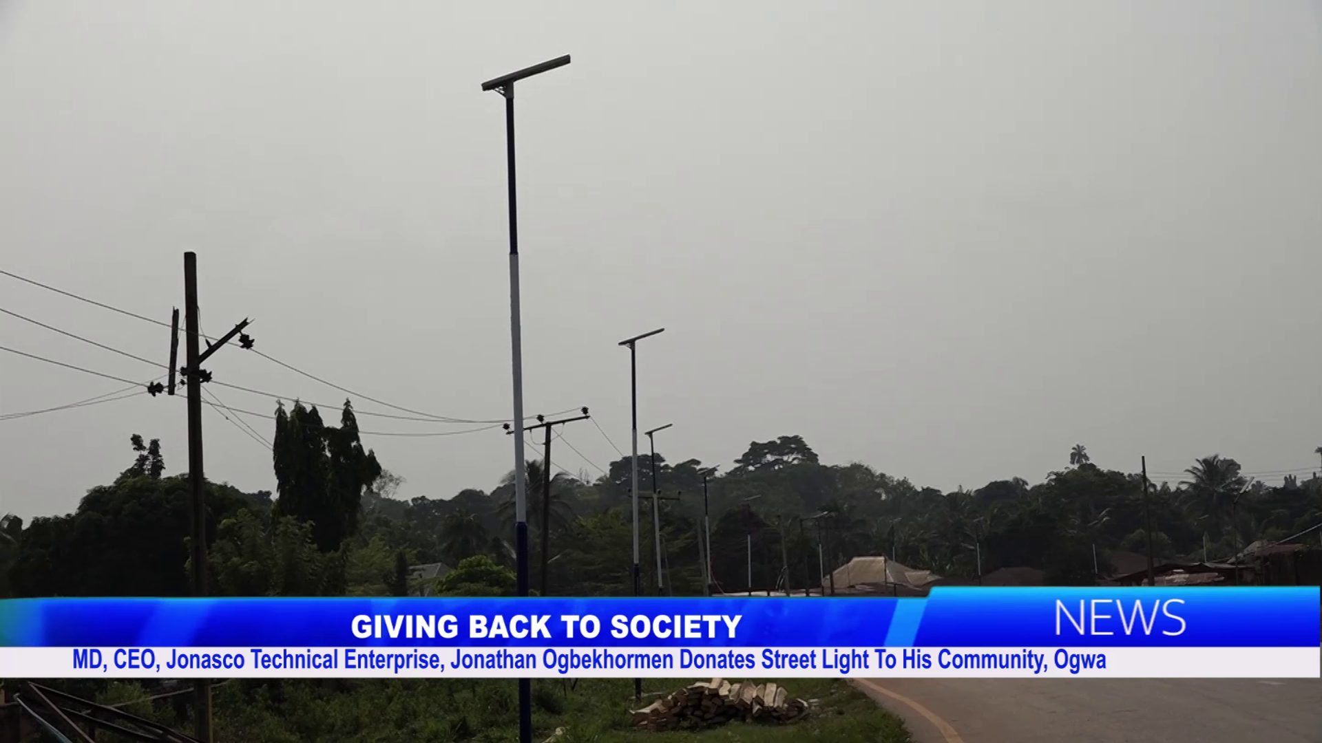 MD, CEO, Jonasco Technical Enterprise, Jonathan Ogbekhormen, Donates Street Light To His Community, Ogwa